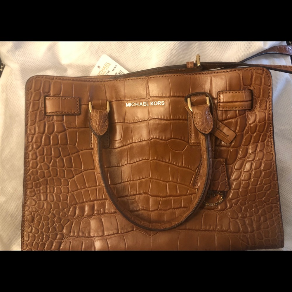Michael Kors Dillon handbag